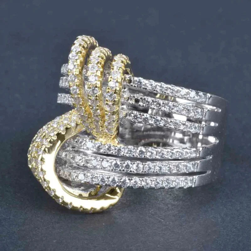 Anillo de Lujo con Circonitas Cúbicas para Mujer