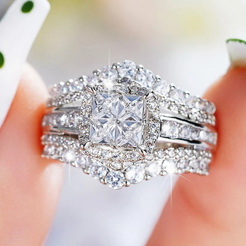 Anillo de Compromiso con Circonitas Brillantes para Mujer