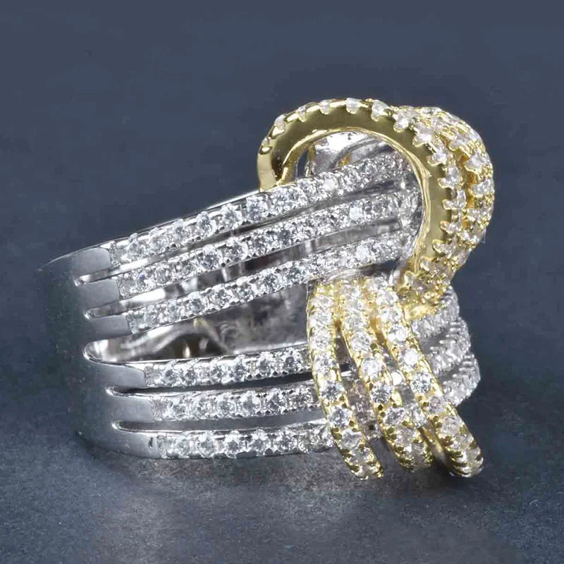 Anillo de Lujo con Circonitas Cúbicas para Mujer