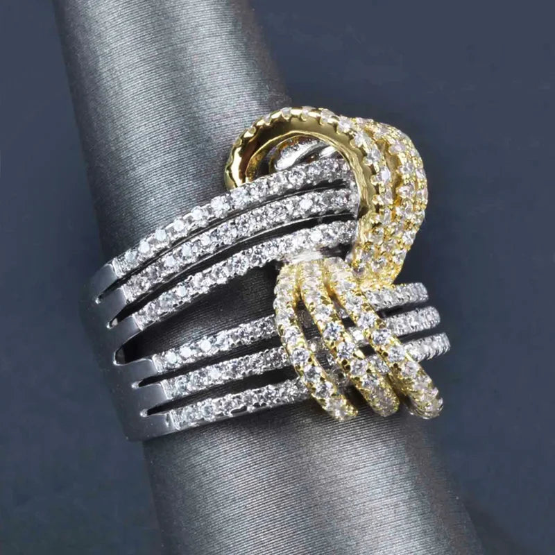 Anillo de Lujo con Circonitas Cúbicas para Mujer