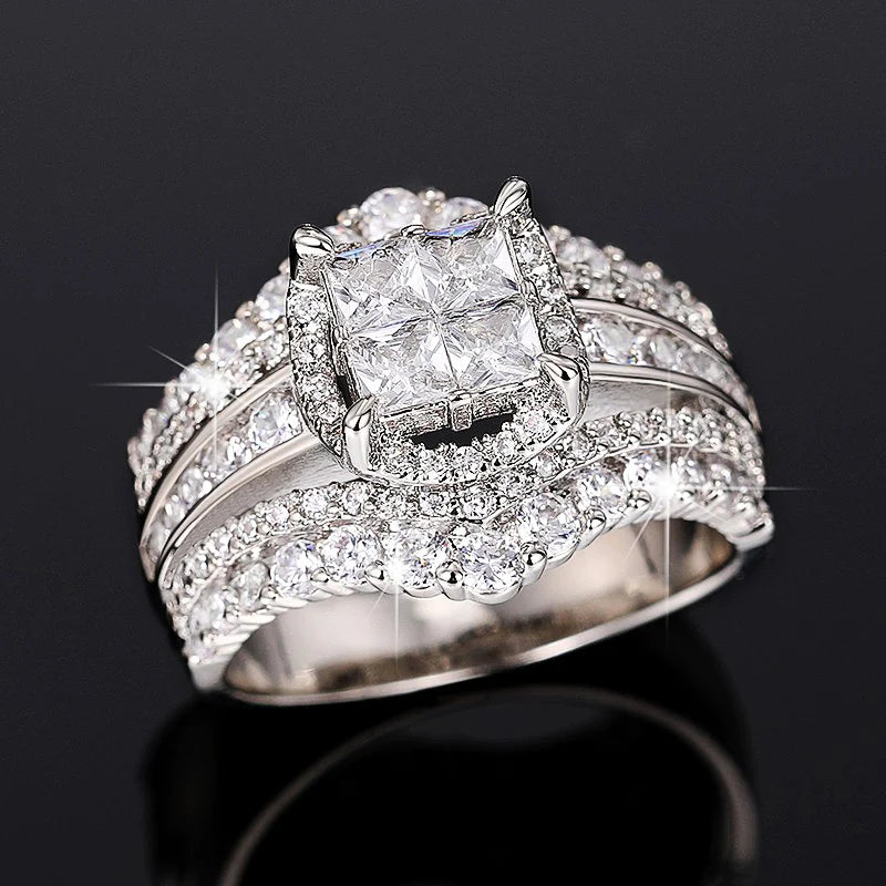 Anillo de Compromiso con Circonitas Brillantes para Mujer