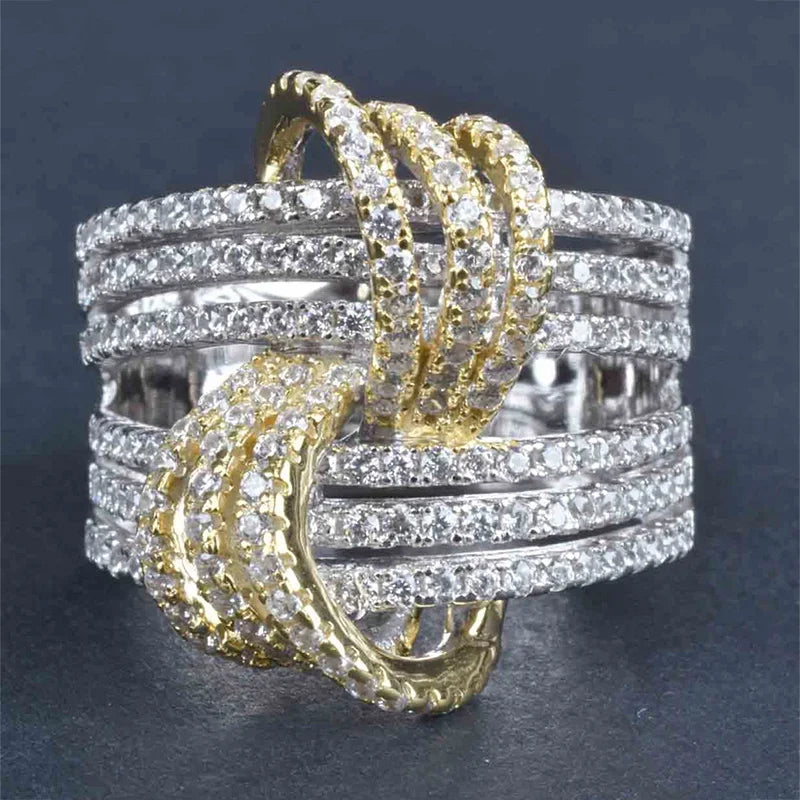 Anillo de Lujo con Circonitas Cúbicas para Mujer