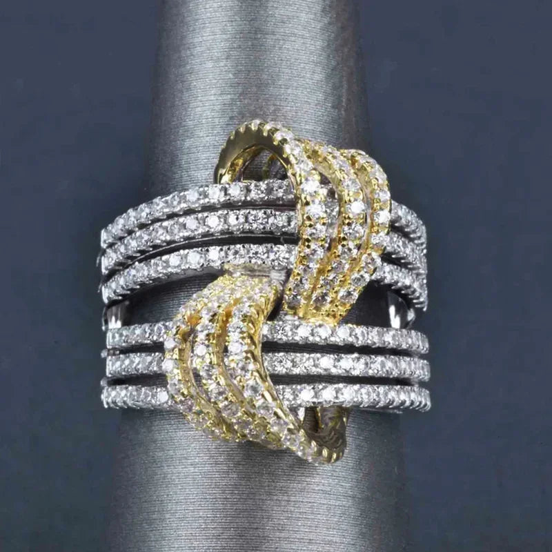 Anillo de Lujo con Circonitas Cúbicas para Mujer
